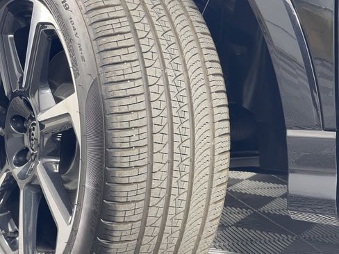 New 2025 Audi Q3 2.0T Premium Plus image 8