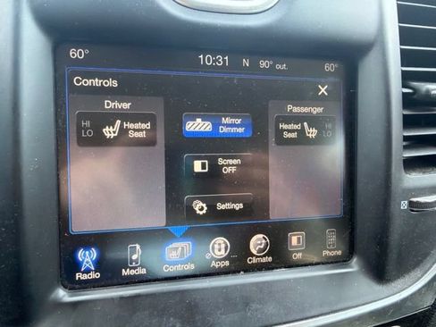 Used 2016 Chrysler 300 Limited RWD image 12