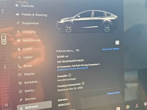 Used 2023 Tesla Model X AWD/4WD image 32