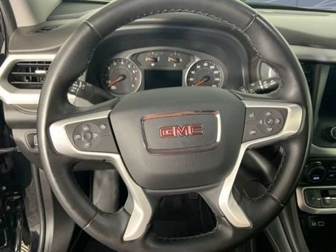 Used 2023 GMC Acadia SLT AWD/4WD image 32