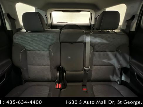 Used 2022 GMC Acadia SLE w/ Elevation Edition AWD/4WD image 25