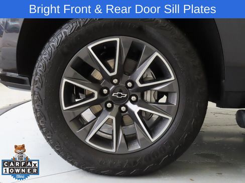 Used 2023 Chevrolet Suburban Z71 w/ Luxury Package image 28