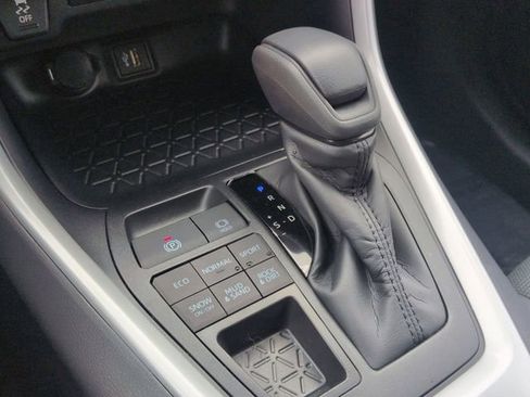 New 2025 Toyota RAV4 LE image 20