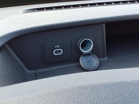 Used 2024 Ford Transit 350 XLT image 19