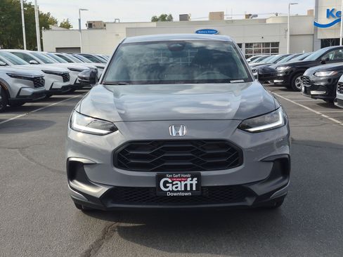 Used 2024 Honda HR-V Sport image 11