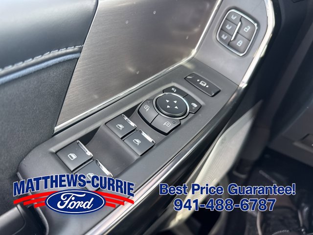 New 2026 Ford F250 Platinum w/ FX4 Off-Road Package AWD/4WD image 28