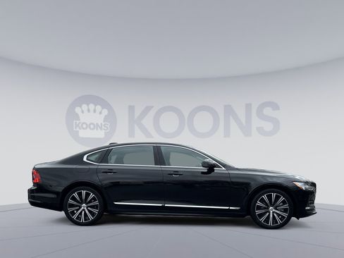 Used 2025 Volvo S90 B6 Plus image 7