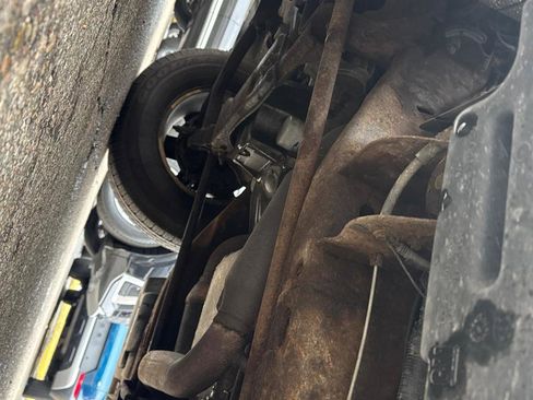 Used 2005 GMC Yukon SLT w/ SLT Preferred Equipment Group image 24