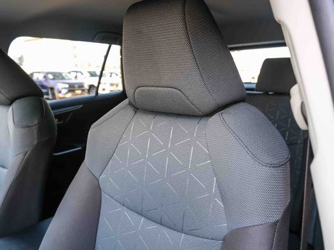 Certified 2025 Toyota RAV4 XLE FWD image 22