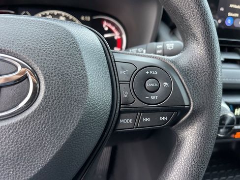 Certified 2025 Toyota RAV4 XLE image 17