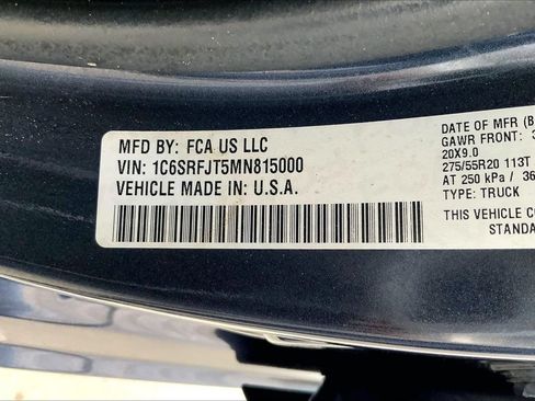 Used 2021 RAM 1500 Laramie AWD/4WD image 33