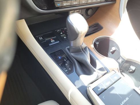 Used 2022 Lexus RX 350 FWD w/ Premium Package image 37