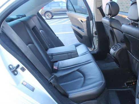 Used 2008 Mercedes-Benz E 350 Sedan image 8