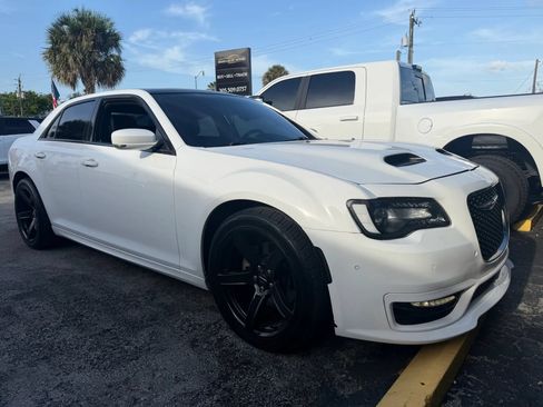 Used 2021 Chrysler 300 S w/ S Model Appearance Package RWD image 3