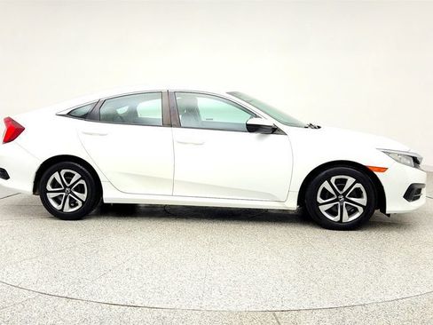 Used 2018 Honda Civic LX image 4