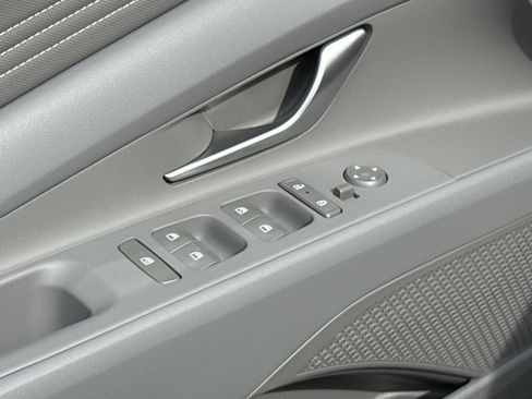 New 2026 Hyundai Elantra Sport FWD image 15