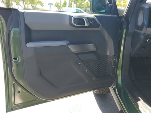 Certified 2023 Ford Bronco Black Diamond image 17