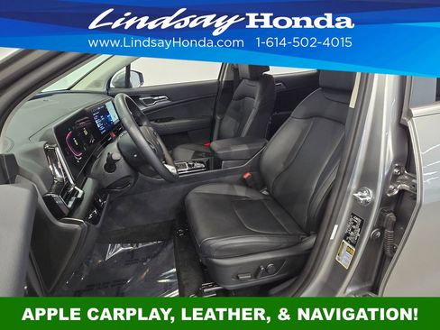Used 2024 Kia Sportage EX AWD/4WD image 11