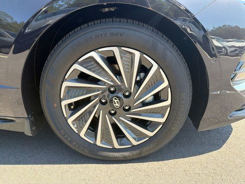 New 2026 Hyundai Sonata Limited FWD image 13