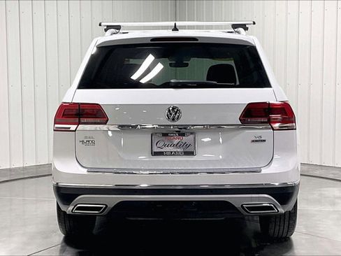 Used 2019 Volkswagen Atlas SEL Premium image 4