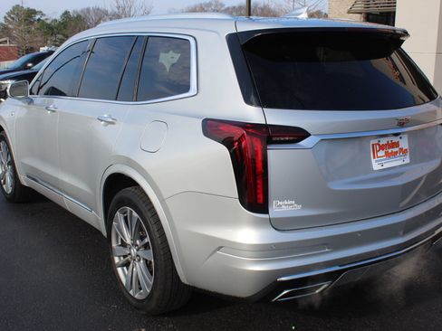 Used 2020 Cadillac XT6 Premium Luxury image 8