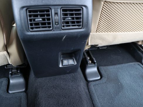 Used 2022 Toyota 4Runner SR5 Premium w/ Moonroof Package RWD image 36