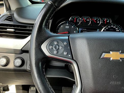 Used 2019 Chevrolet Tahoe Premier AWD/4WD image 11