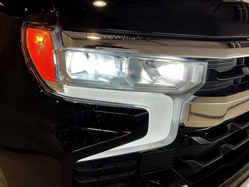 Used 2022 Chevrolet Silverado 1500 LT AWD/4WD image 33