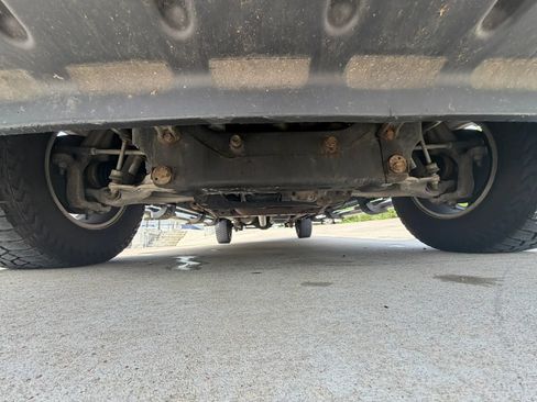 Used 2019 RAM 1500 Classic SLT AWD/4WD image 76