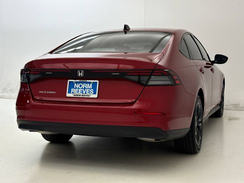 Used 2025 Honda Accord SE image 9