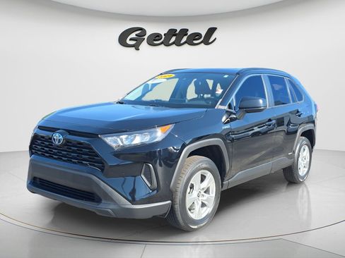 Used 2021 Toyota RAV4 LE AWD/4WD image 1