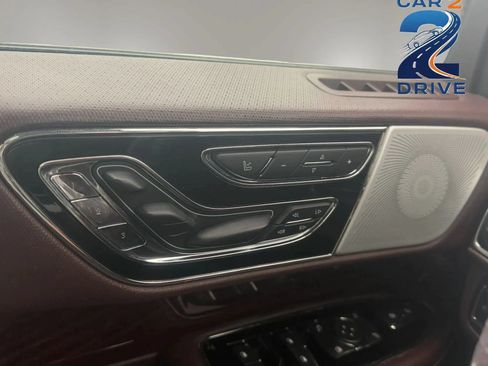 Used 2018 Lincoln Navigator Black Label w/ Cargo Package AWD/4WD image 39