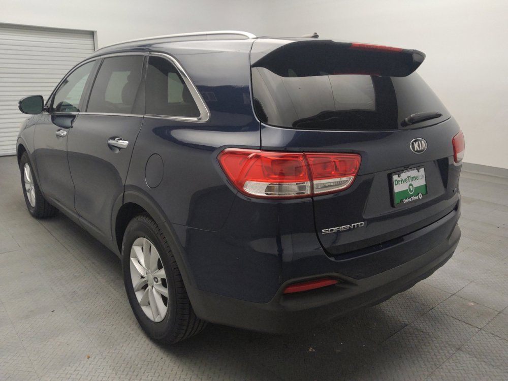 Used 2018 Kia Sorento FWD V6 image 5