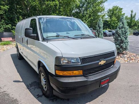 Used 2021 Chevrolet Express 2500 Extended w/ Driver Convenience Package RWD image 6