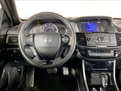 Used 2016 Honda Accord Sport image 4