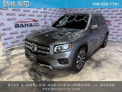 Used 2023 Mercedes-Benz GLB 250 w/ Premium Package image 1