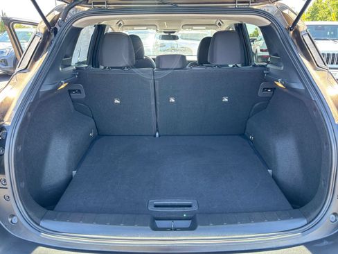 Used 2026 Nissan Kicks SV w/ Cold Weather Package FWD image 30