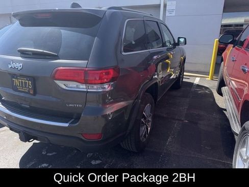 Used 2021 Jeep Grand Cherokee Limited w/ Luxury Group II image 3