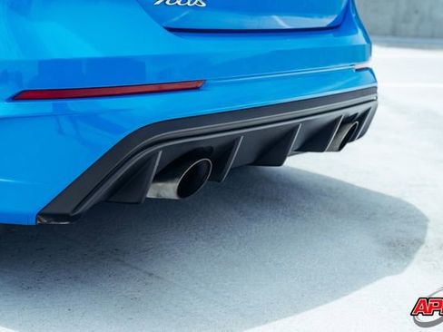 Used 2016 Ford Focus RS AWD/4WD image 36
