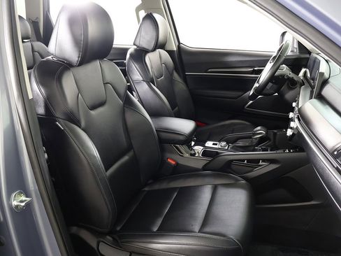 Used 2023 Kia Telluride S AWD/4WD image 32