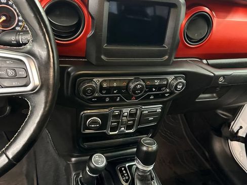 Used 2020 Jeep Gladiator Sport w/ Quick Order Package 24S AWD/4WD image 15