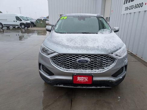 Used 2024 Ford Edge SEL image 32