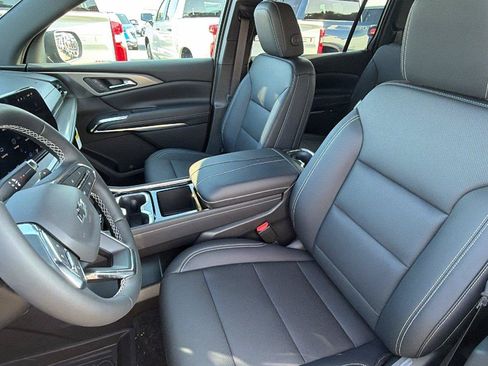New 2027 Chevrolet Traverse LT w/ Midnight/Sport Edition FWD image 16