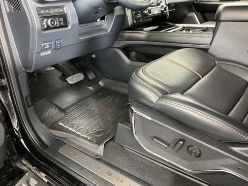 Used 2024 Ford F350 Platinum w/ Tremor Off-Road Package AWD/4WD image 19