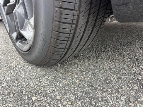 Used 2025 Dodge Charger R/T w/ Sun & Sound Package image 6