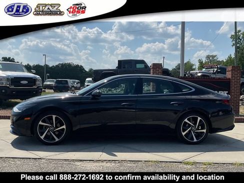 Used 2023 Hyundai Sonata SEL Plus FWD image 4
