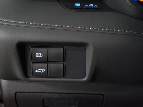 New 2026 Toyota Highlander XLE image 32