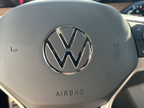 New 2026 Volkswagen Tiguan SEL R-Line image 22