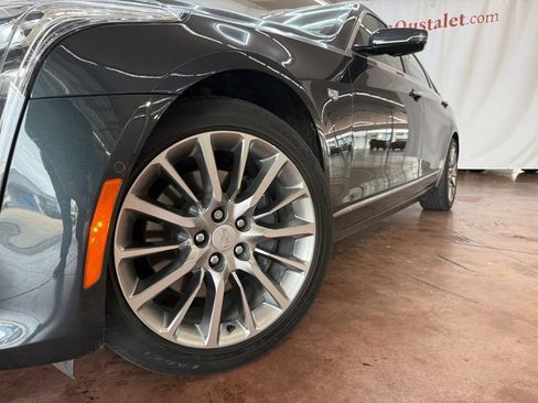 Used 2018 Cadillac CT6 Luxury image 23