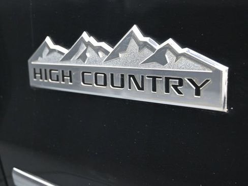 Used 2019 Chevrolet Silverado 2500 High Country w/ Duramax Plus Package AWD/4WD image 22
